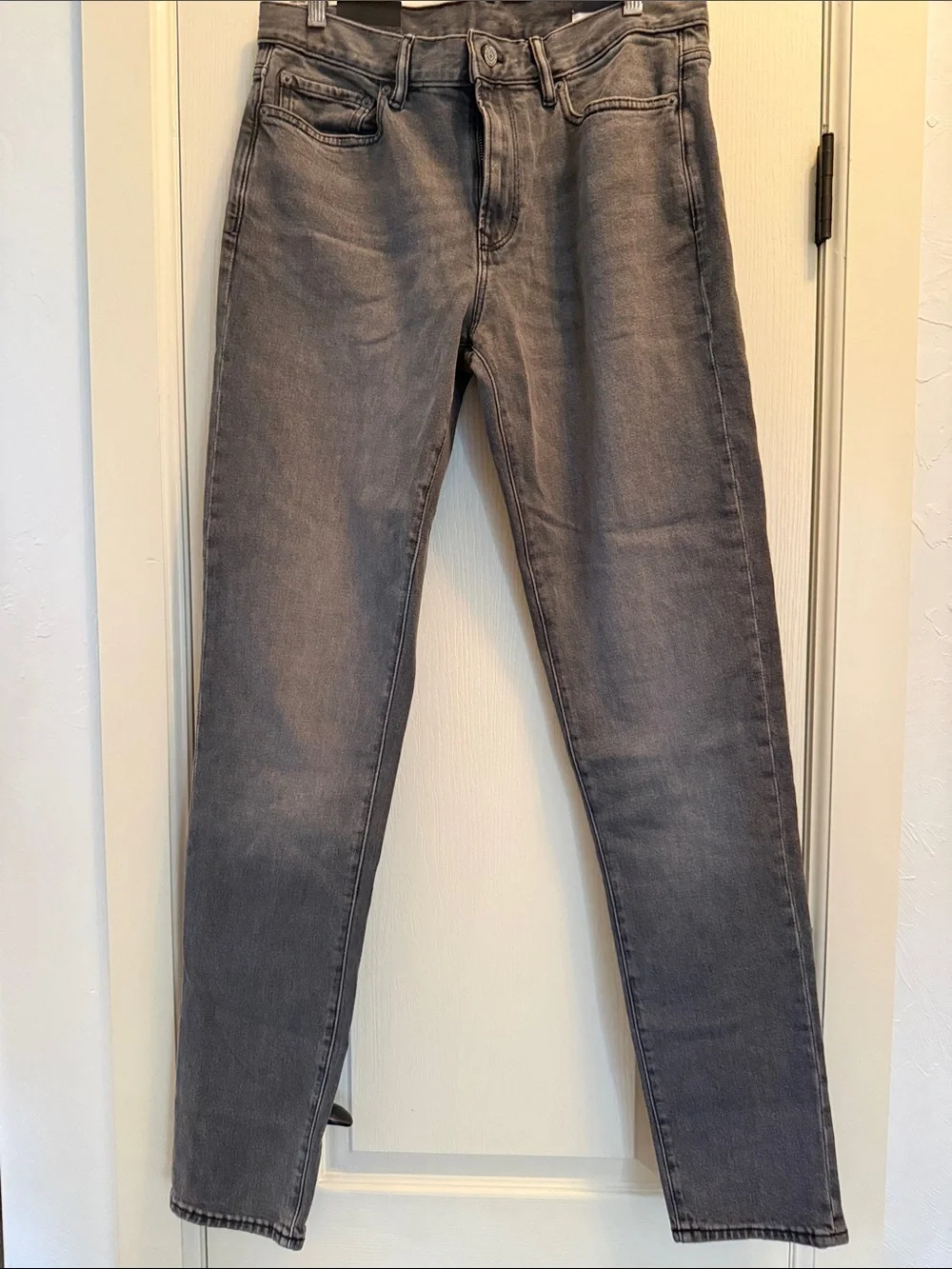 Banana Republic Men's Slim Straight Jeans in Washed Gray